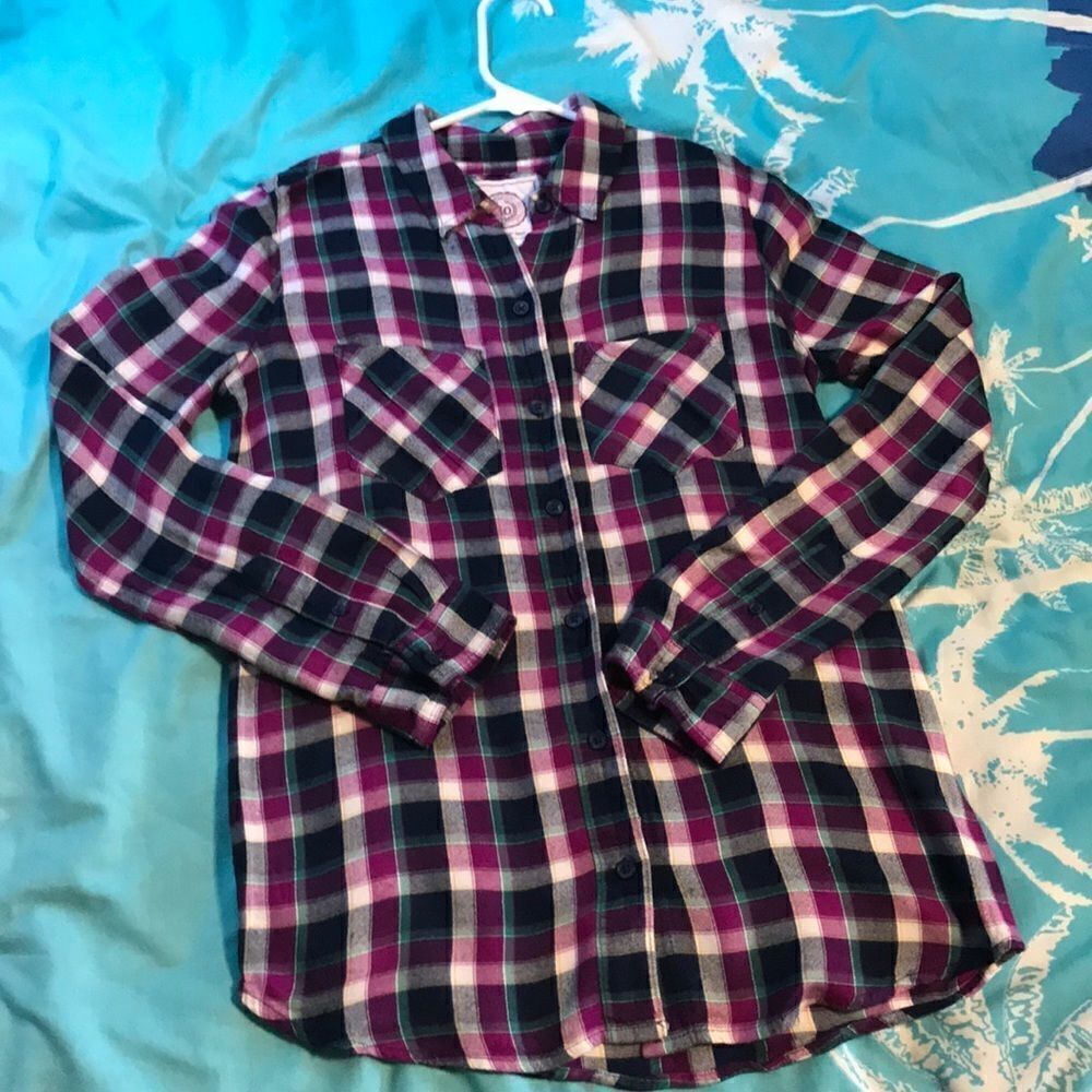 Thin Flannel Button Shirt Junior’s XS